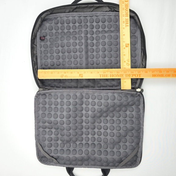 TUMI Padded 15' Laptop Briefcase Files Woven Nylon/ Leather Handles - Black - Picture 9 of 12